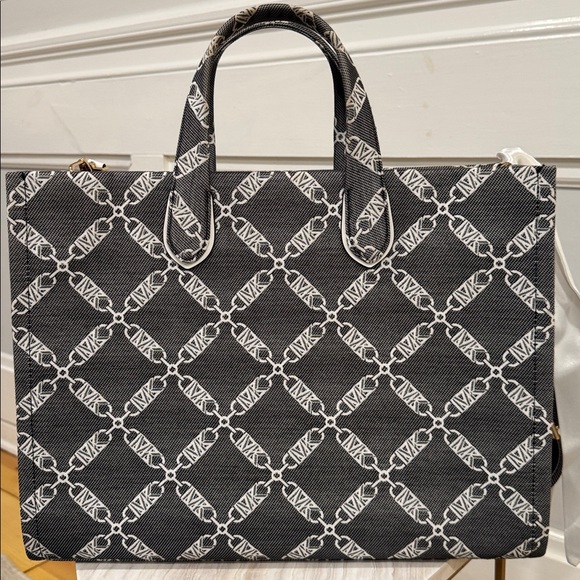 Michael Kors Bag Gigi Large Empire Logo Jacquard Gray White Tote - Picture 7 of 17